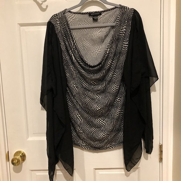 Flowy Black shirt - Picture 1 of 1